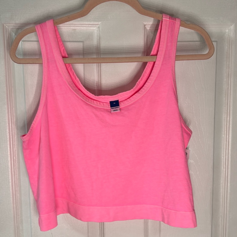 Cropped pink Old Navy tank top